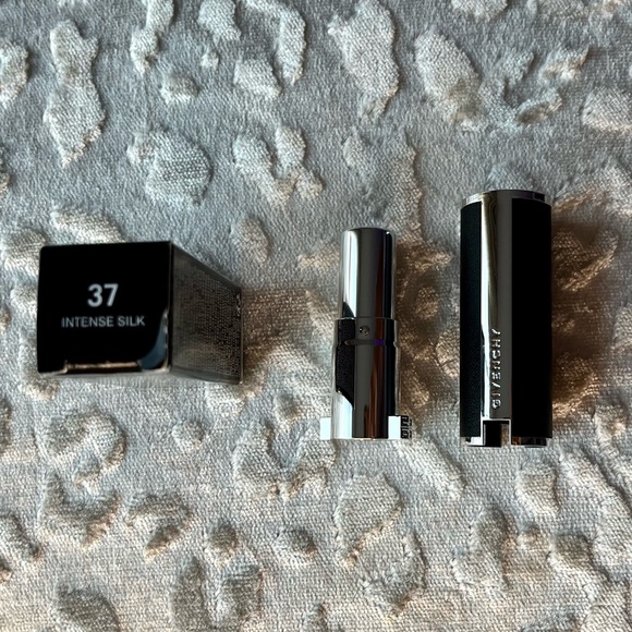 GIVENCHY Le rouge Interdit Intense silk mini - Picture 2 of 3
